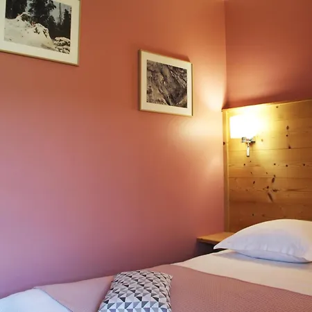 Le Relais Nordique 3* Giron